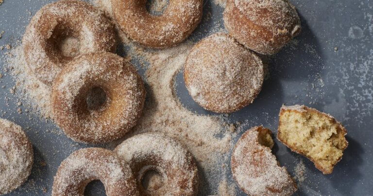 apple-cider-doughnuts-0.jpg