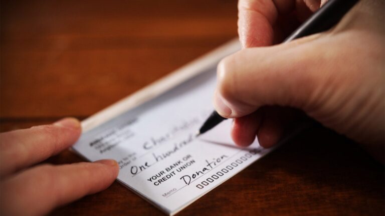 financial-donation-iStock.jpg