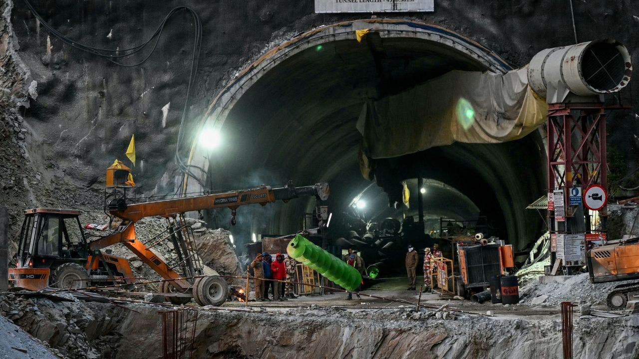 india-tunnel-rescue.jpg