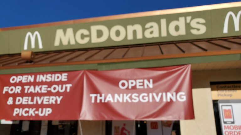 mcdonalds-open-thanksgiving.jpg