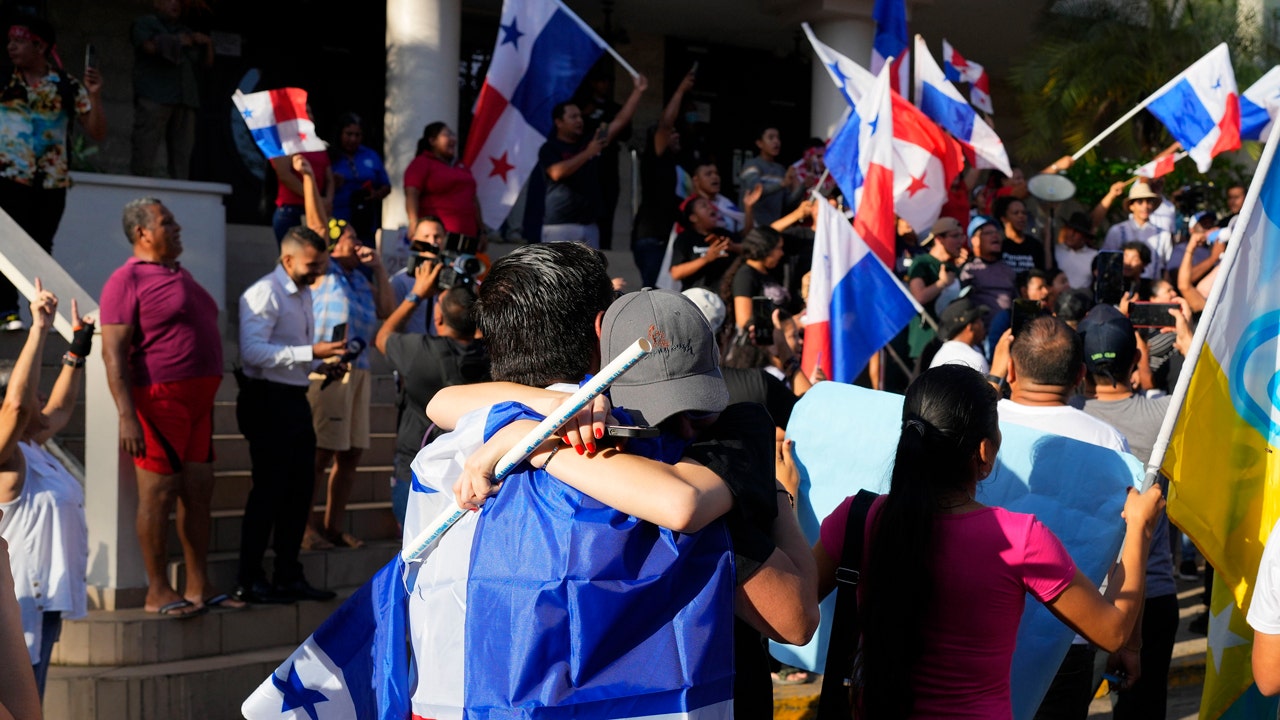 panama_protesters.jpg