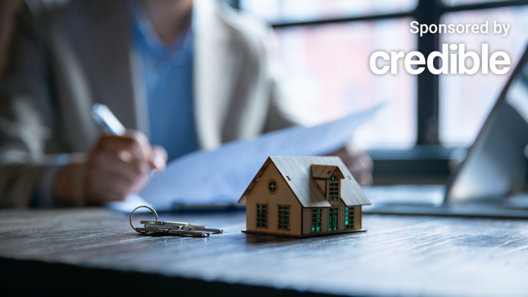 Credible-mortgages-iStock-1328126737.png