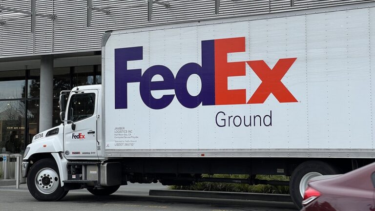 FEDEX-GROUND-TRUCK-DELIVERY-GETTY.jpg