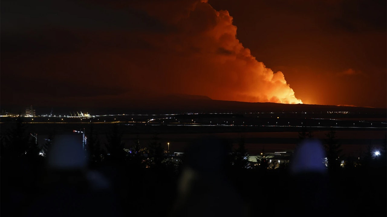 Iceland-Volcano.jpg