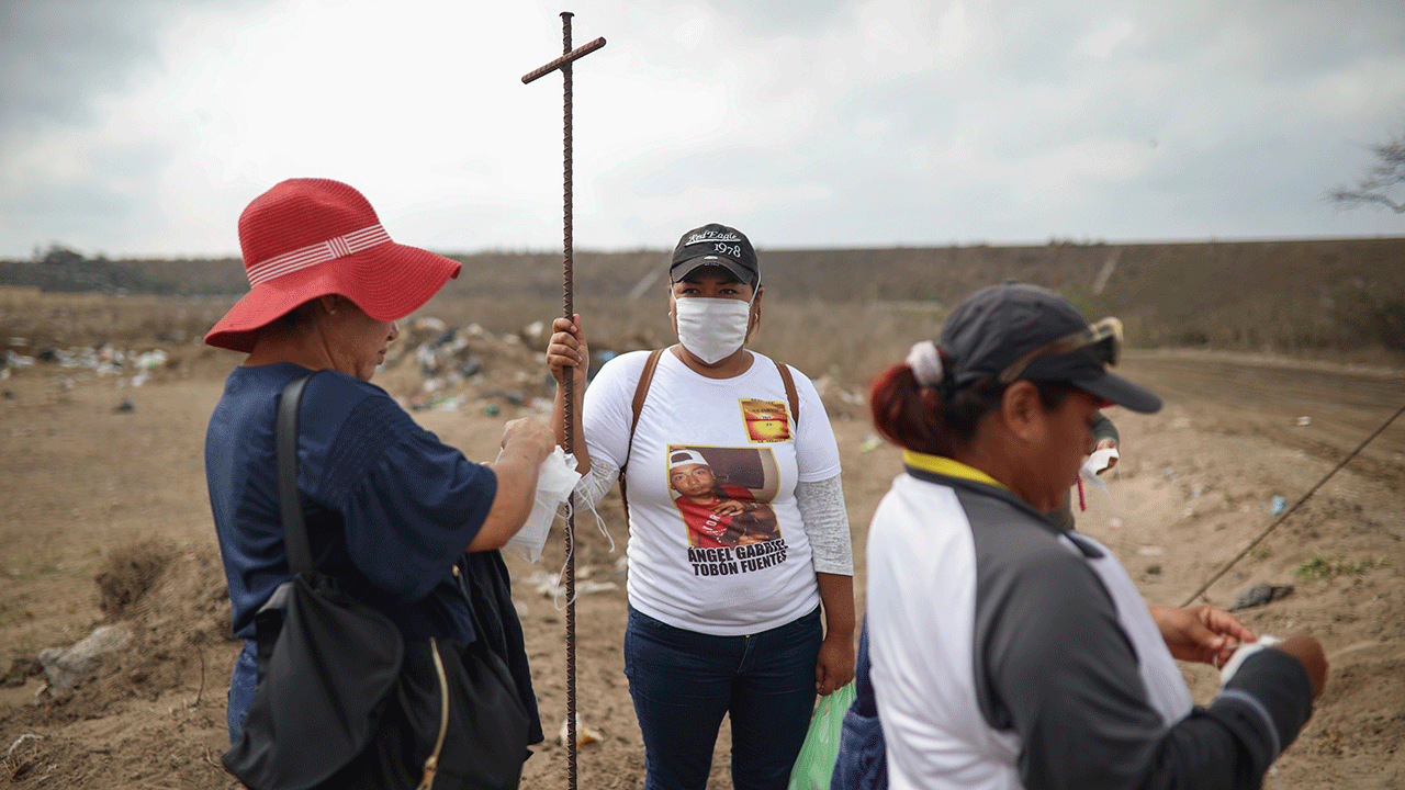 Mexico-Municipal-Dump.gif