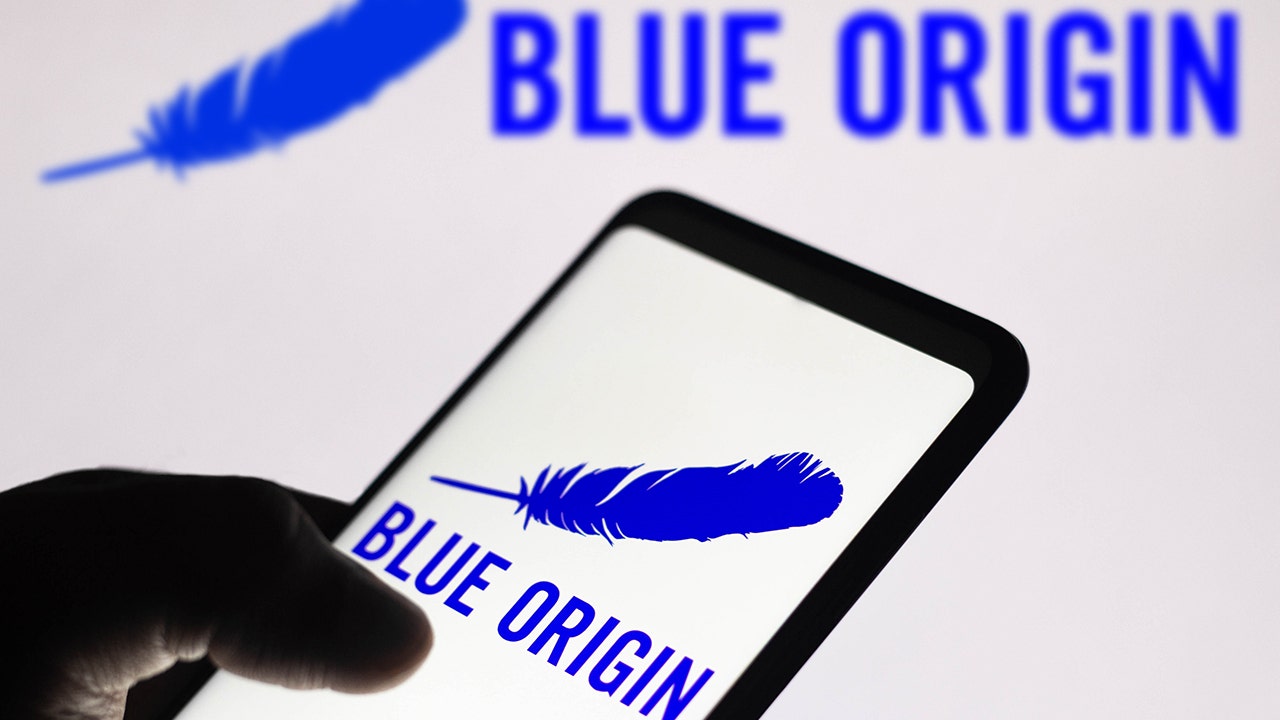 blue-origin-logo-getty.jpg