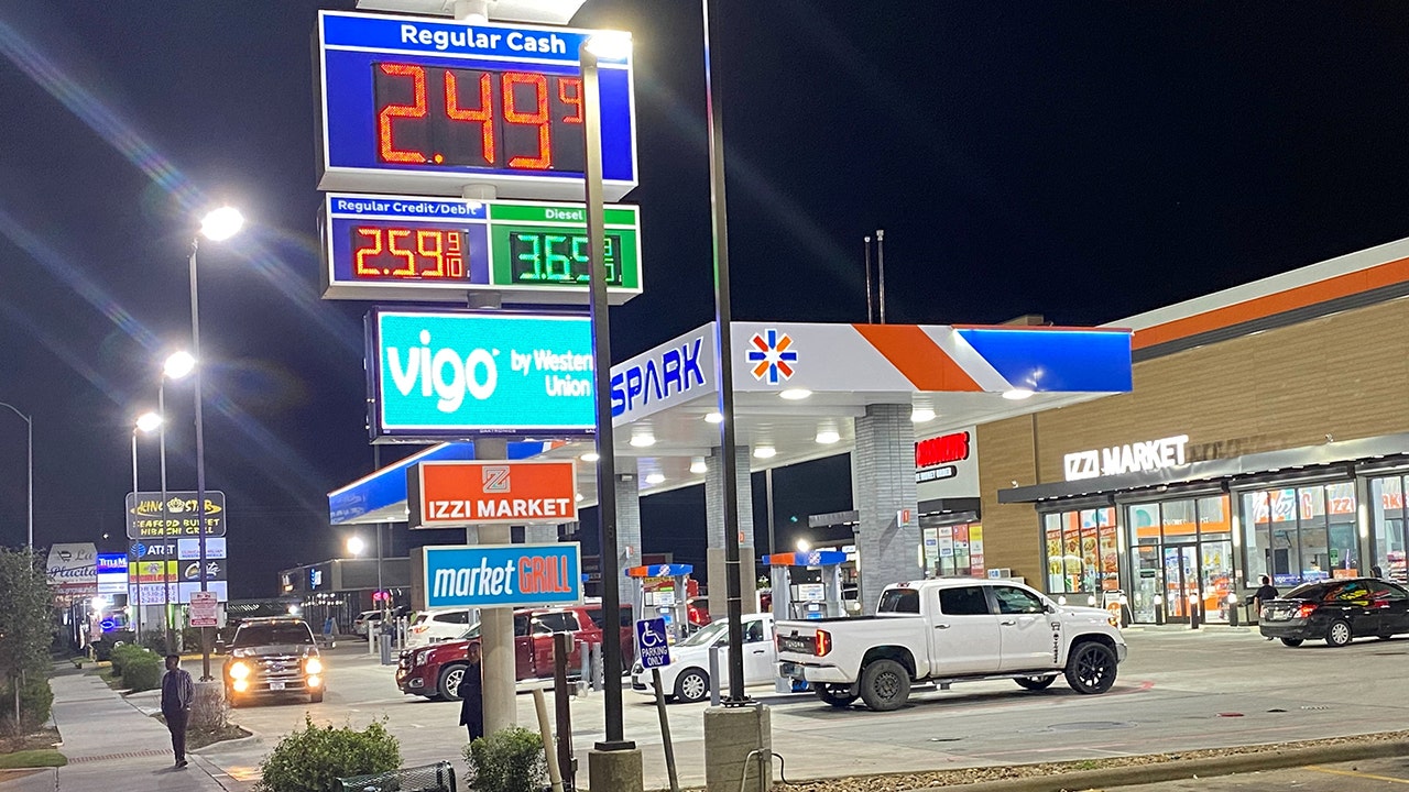 low-gas-prices-as-seen-houston.jpg