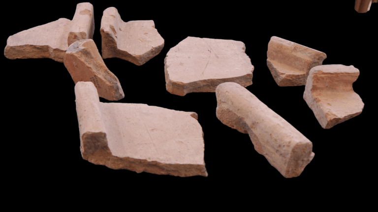 rooftile-fragments.gif