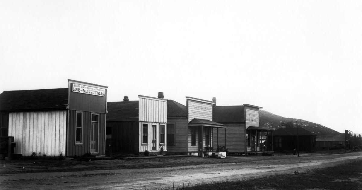 16888-san-marcos-main-street-c-1910.jpg