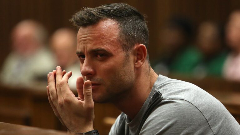 Blade-Runner-Oscar-Pistorius-Crying-Court.jpg