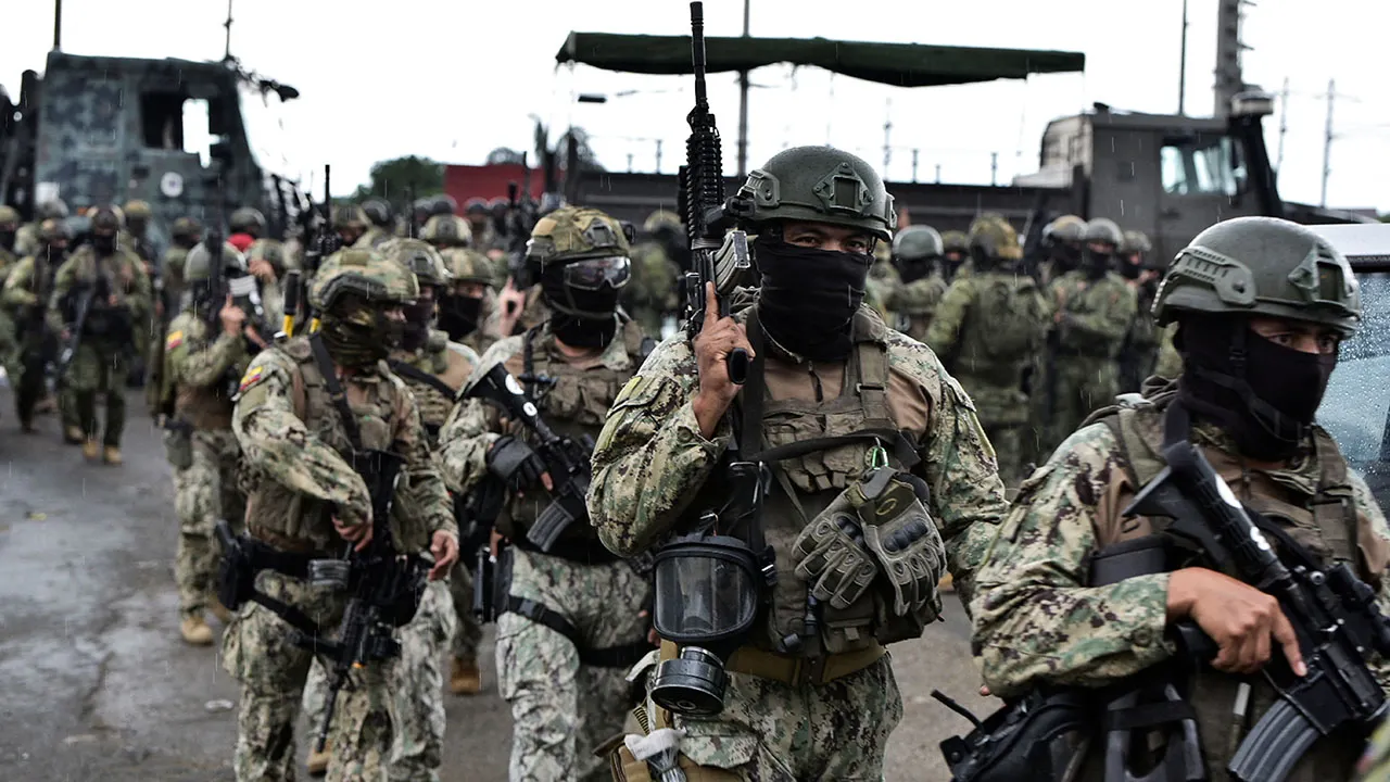 Ecuador-soldiers.jpg