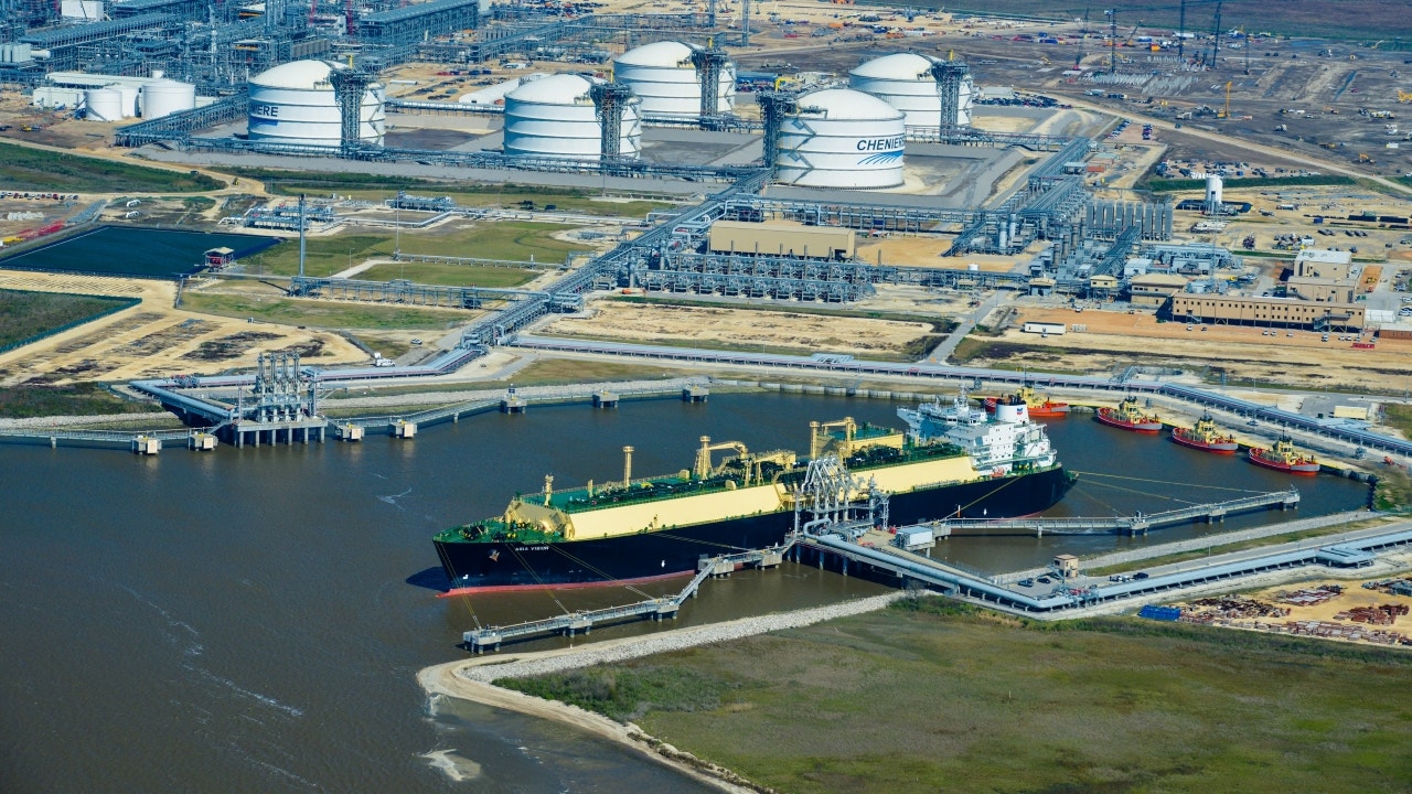 LNG-Exports-GettyImages-512086432.jpg