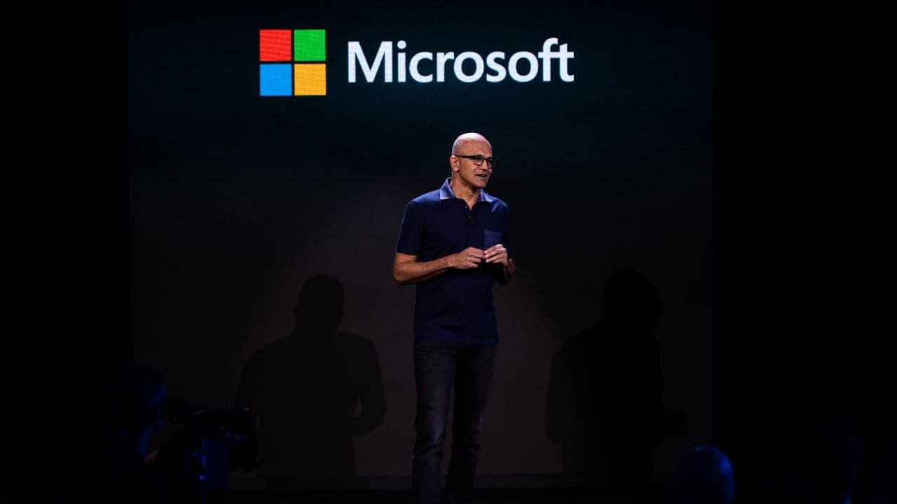 Microsoft-Satya-Nadella-GettyImages-1173107661.jpg