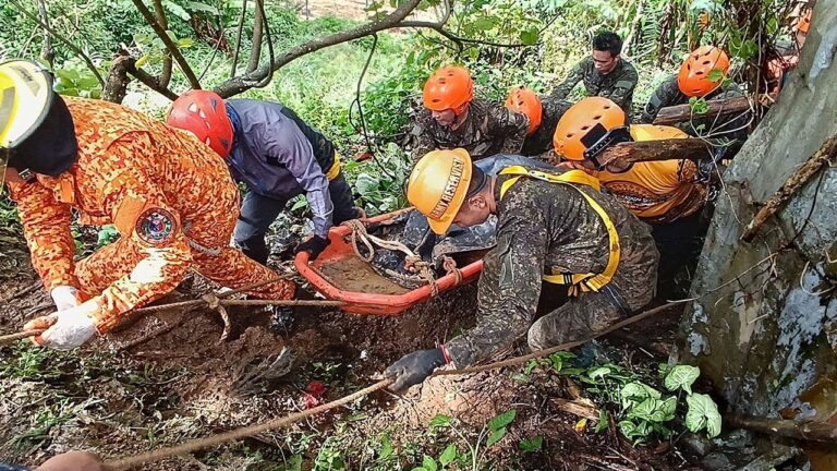 Philippines-Landslide.jpg