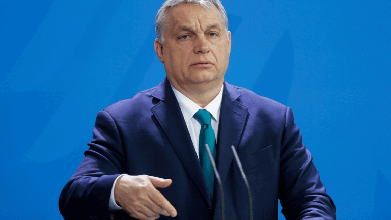 Viktor-Orban.gif