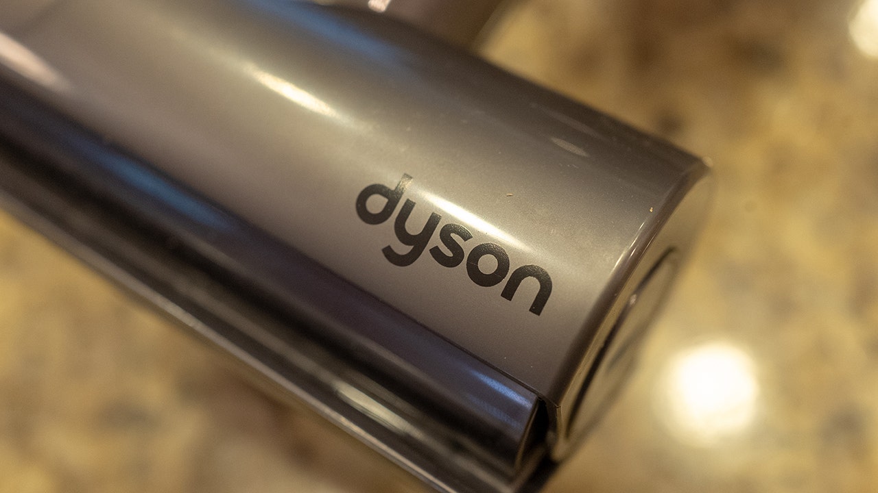 dyson-2.jpg