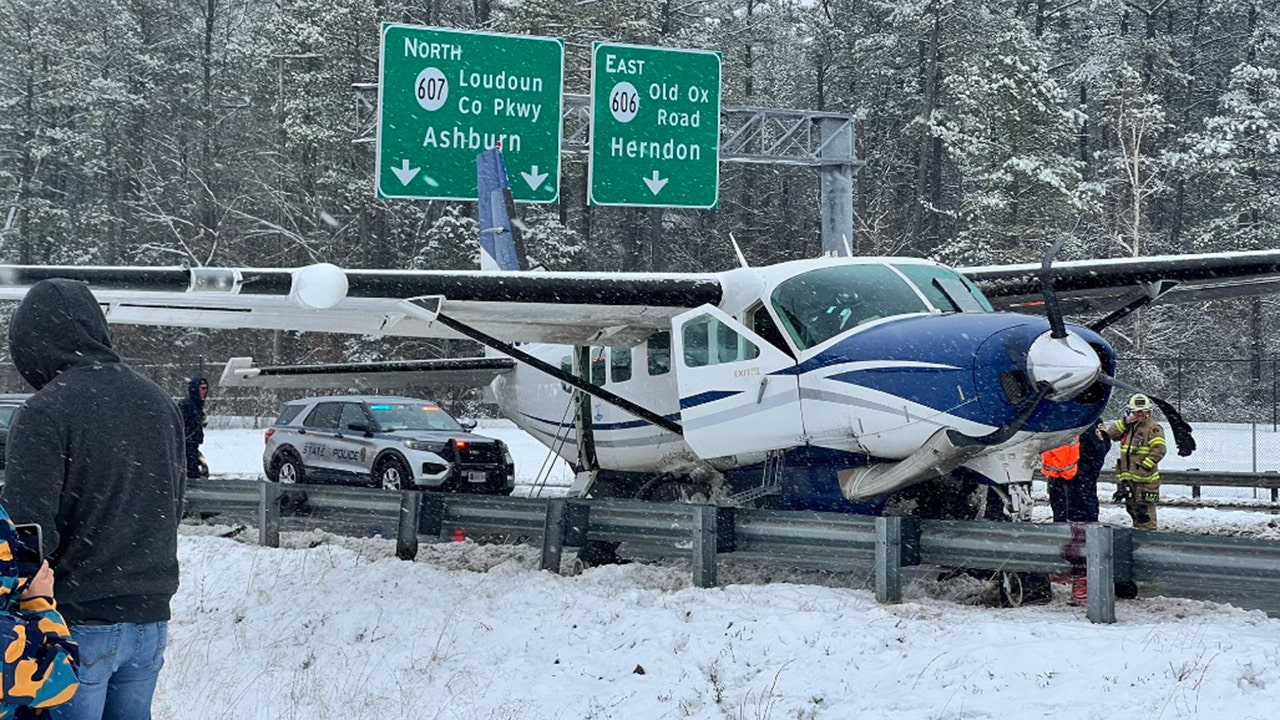 loudoun-county-plane-emergency-landing-4.jpg