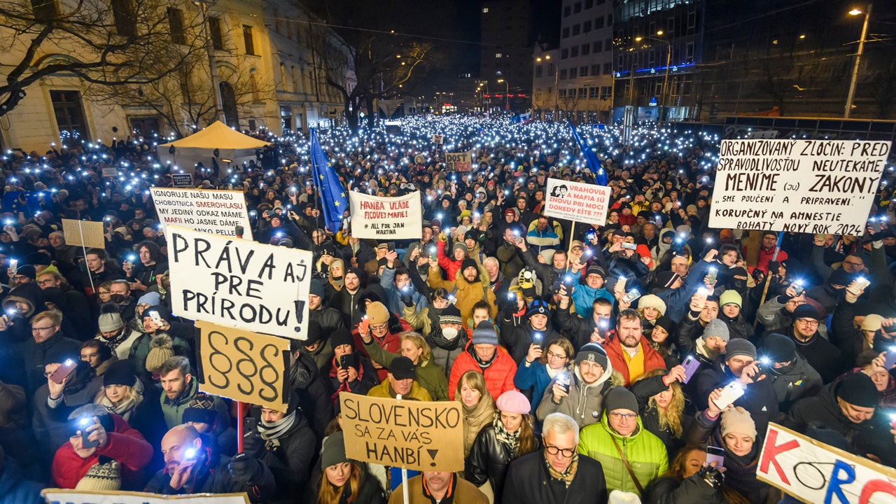 slovakia_protest.jpg