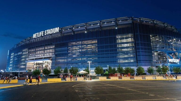 MetLife-Stadium-1.jpg