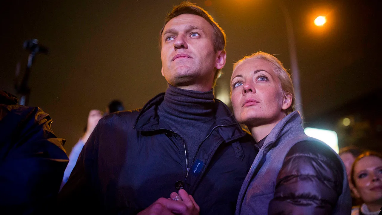 Navalny-and-wife.jpg