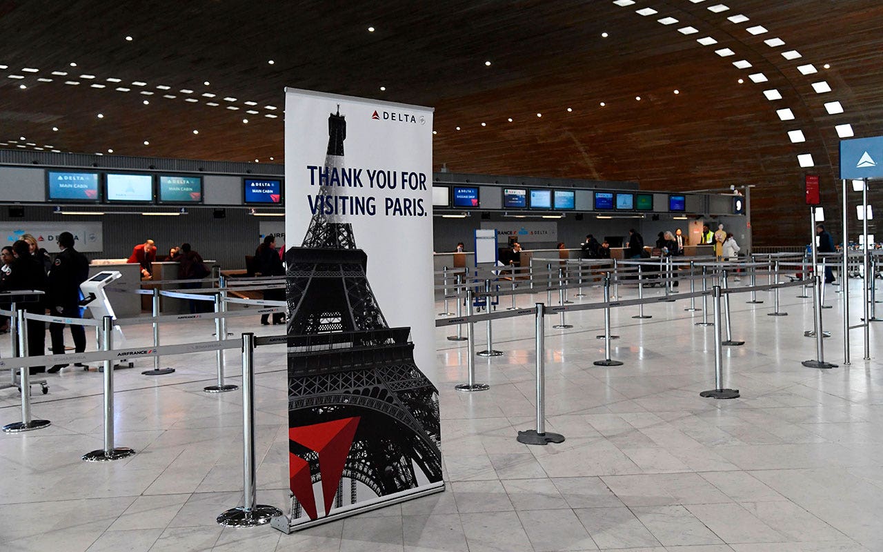 Paris-Airport.jpg