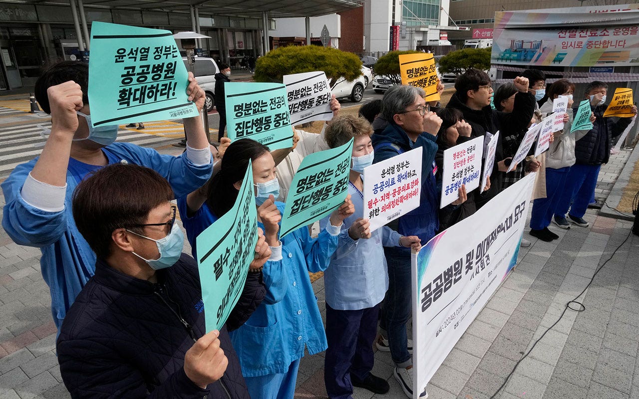 South-Korea-Protest.jpg