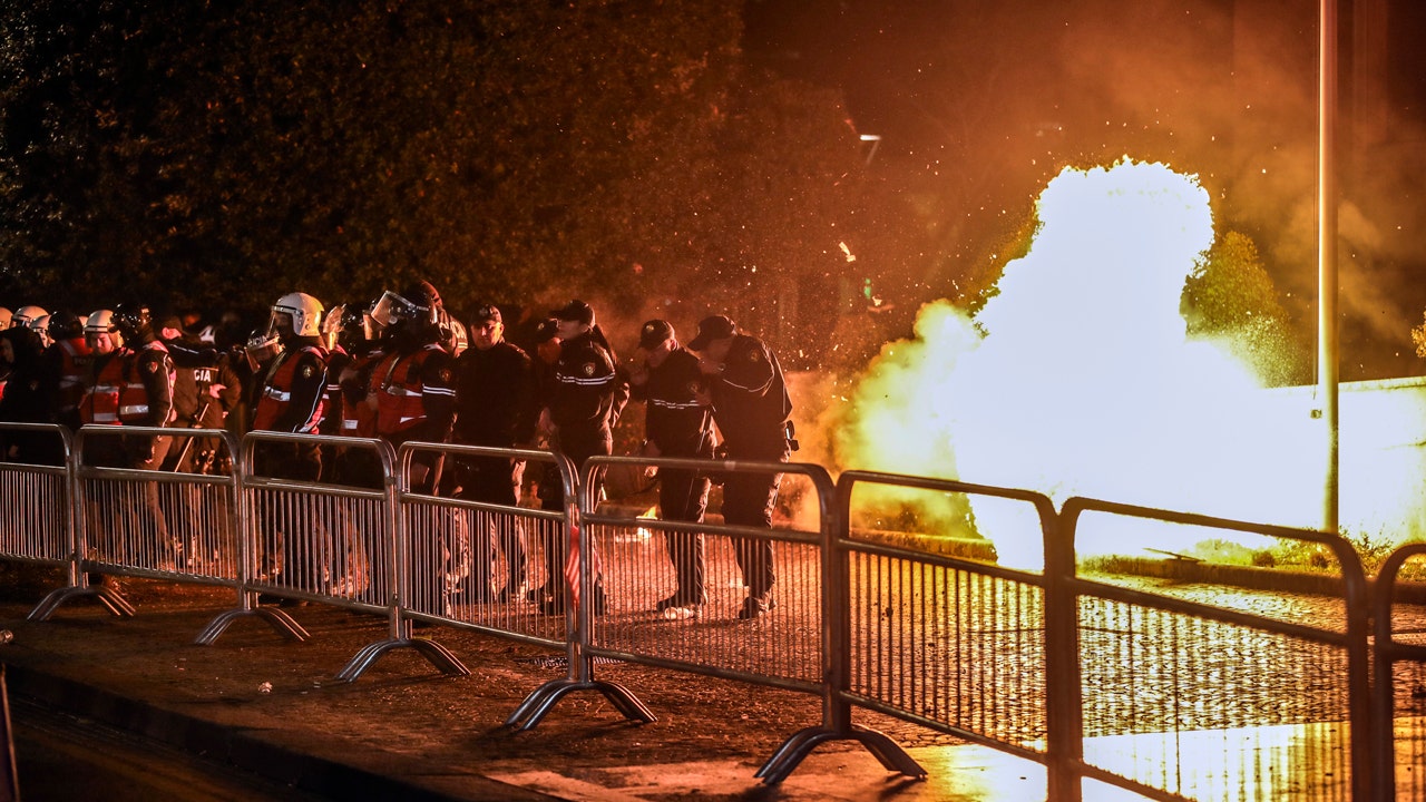 albania_protest.jpg