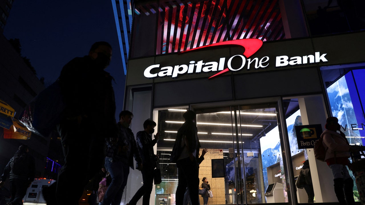 capital_one_bank.jpg