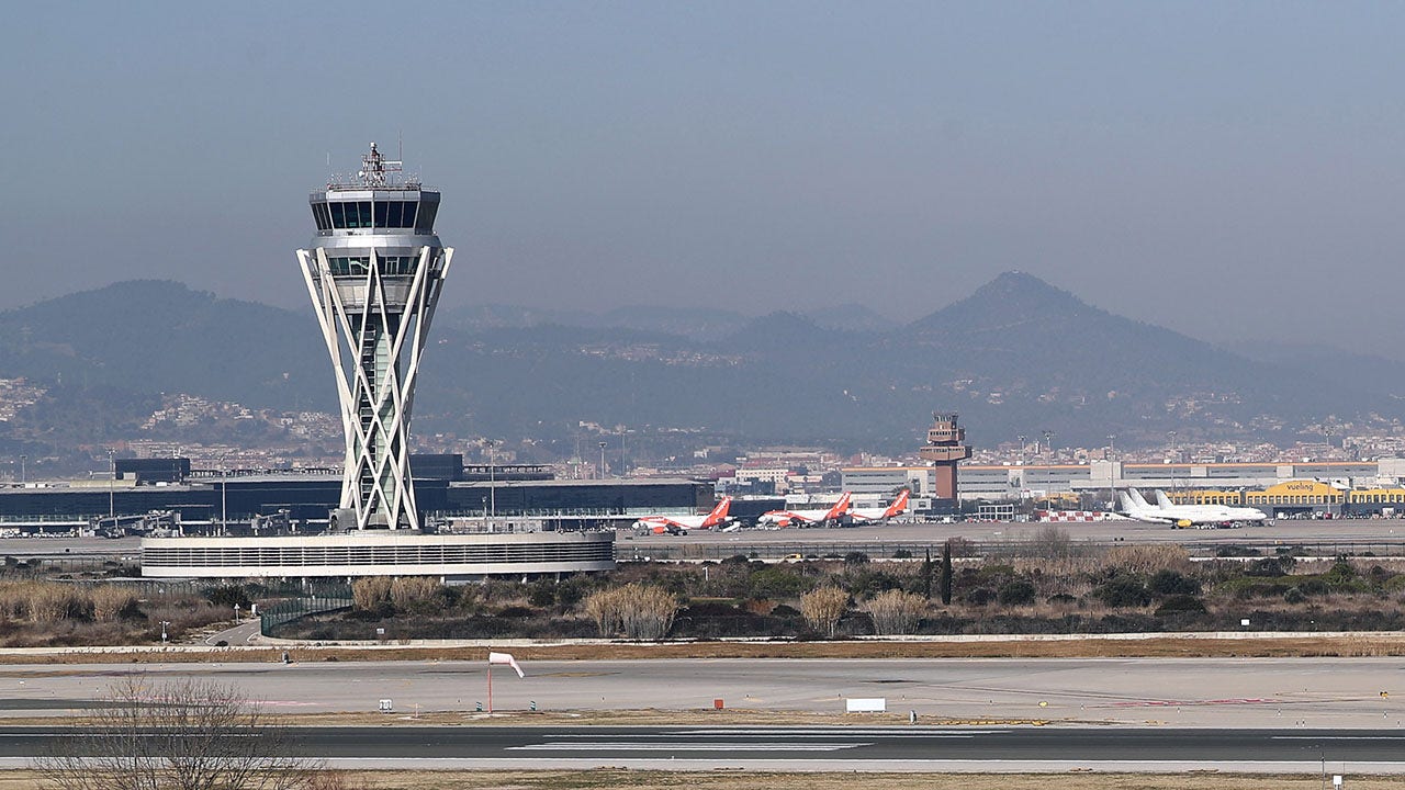 el-prat-barcelona-airport.jpg