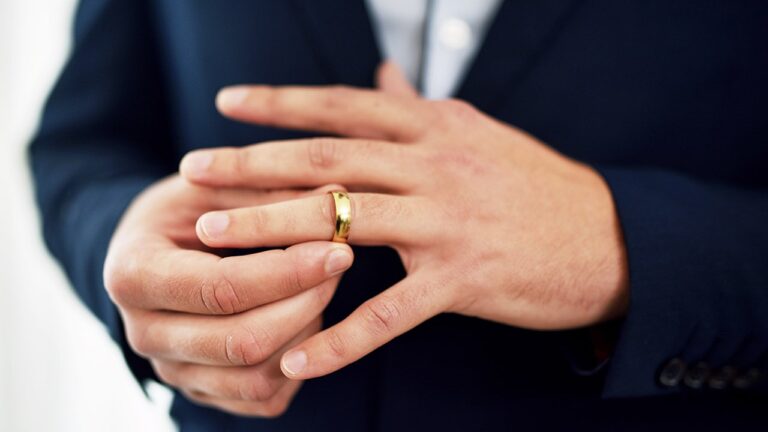 wedding-ring-iStock.jpg