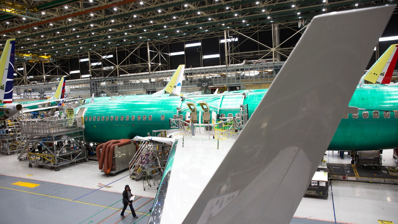 Boeing-737-Max-Renton-production.jpg