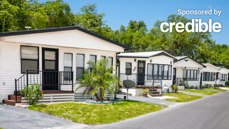 Credible-Manufactured-housing-iStock-155420264.png