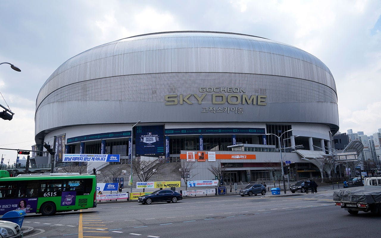 Gocheok-Sky-Dome.jpg