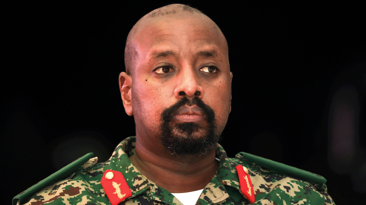 Lt.-Gen.-Muhoozi-Kainerugaba.gif