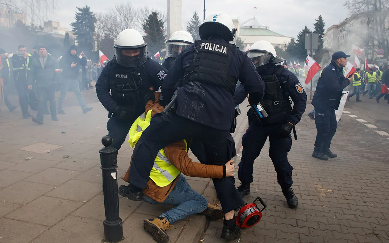 Poland-Police.jpg