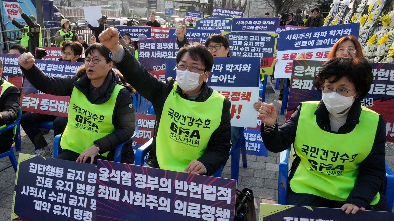 South-Korea-Doctors-Protest-Explained.jpg