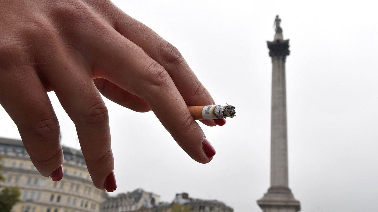 UK-Smoking-Bill.jpg