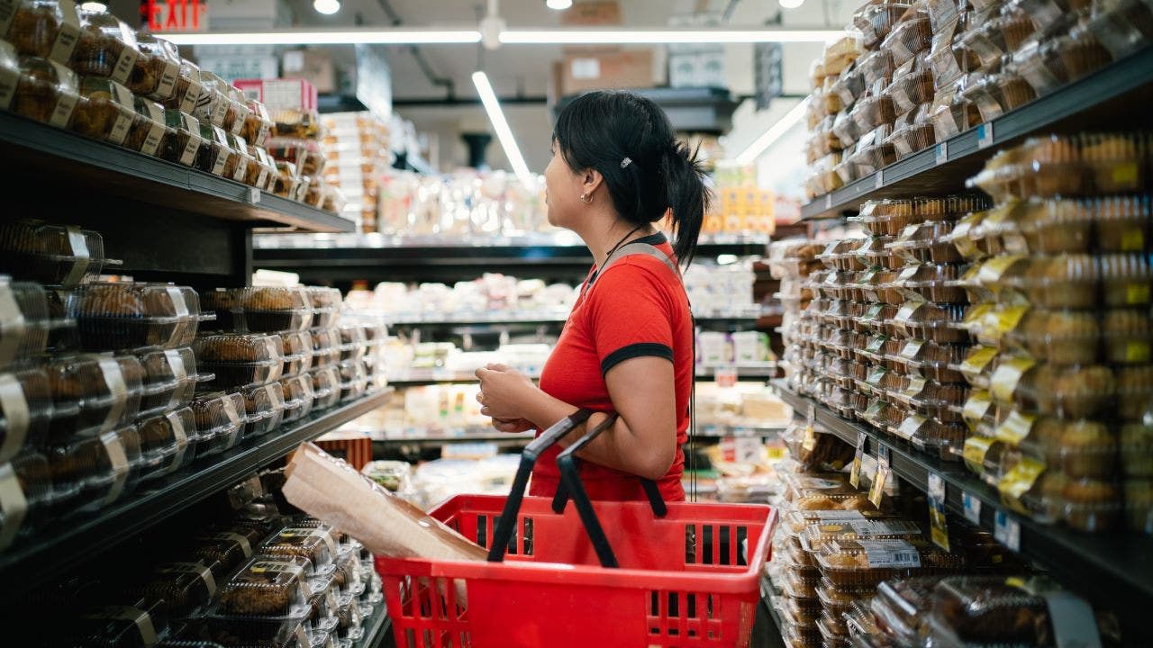 Woman-Shopper-Grocery-Store.jpg