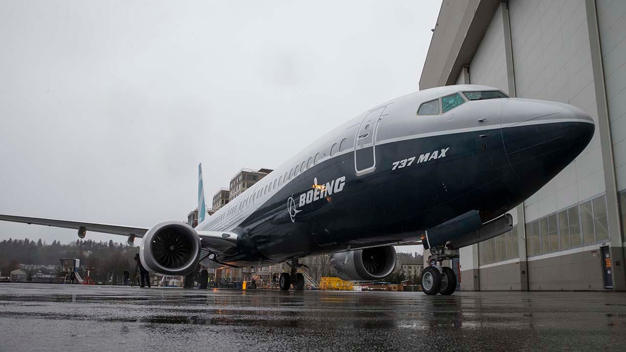 boeing-737-max-9.jpg