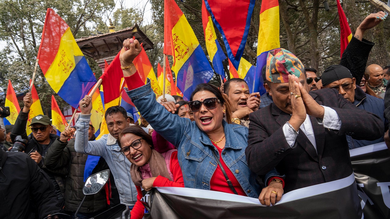 nepal-protests-monarchy.jpg