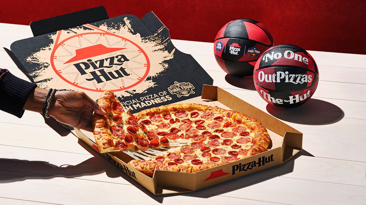 pizza-hut-basketball-3.jpg