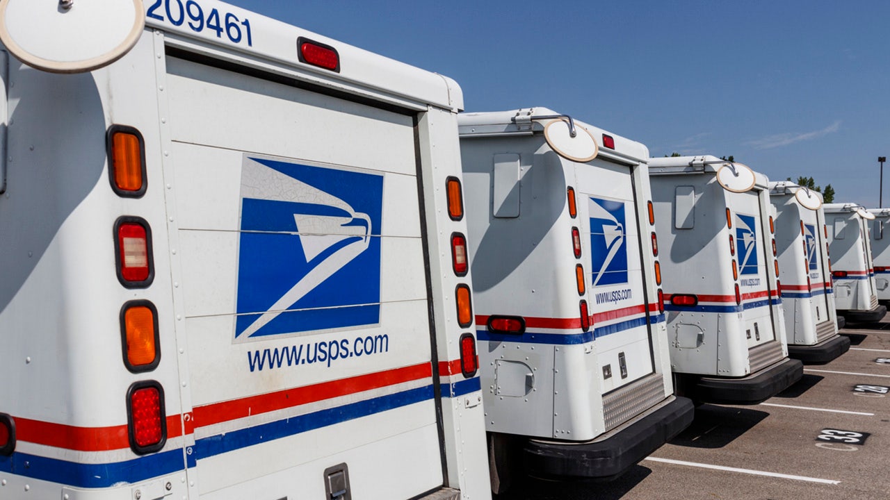 USPS-vehicles.jpg