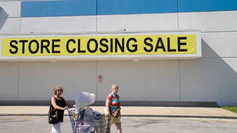 2abe80e4-store-closing.jpg