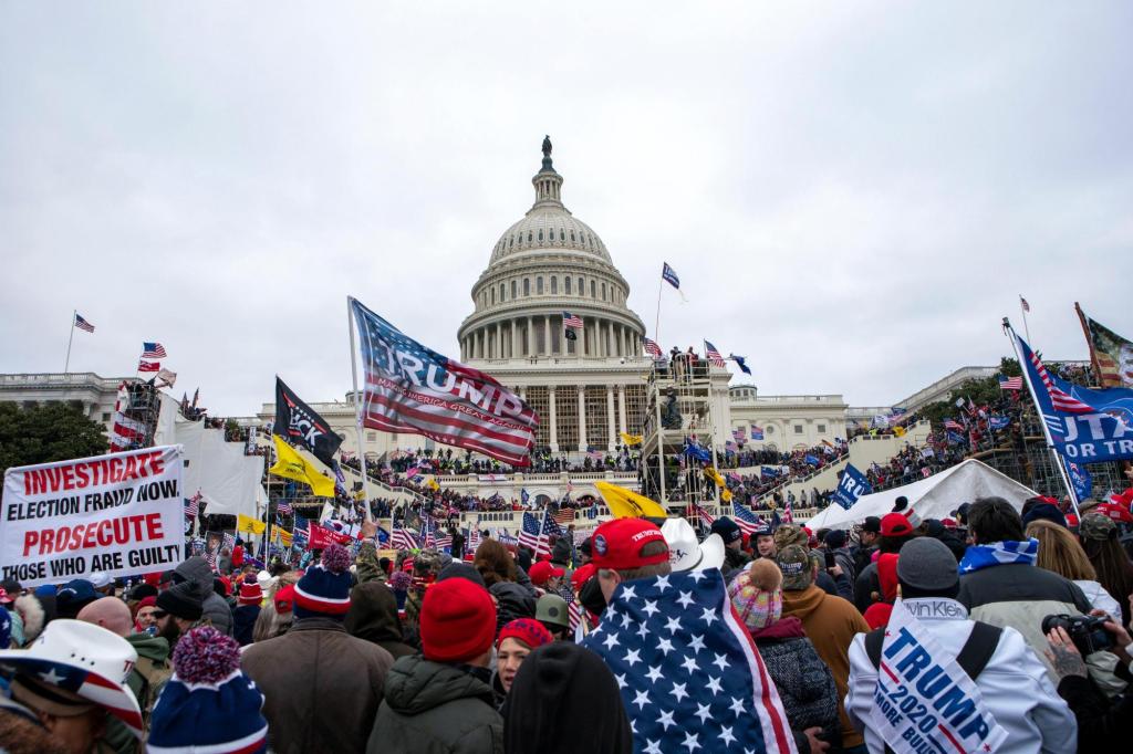 Capitol_Riot_Pardons_07425.jpg