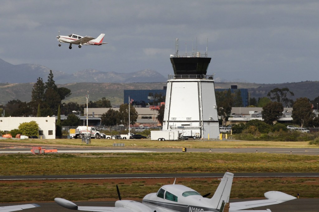 SUT-L-montgomery-gibbs-airport-.jpg