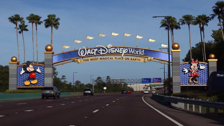 disney-world-sign.jpg