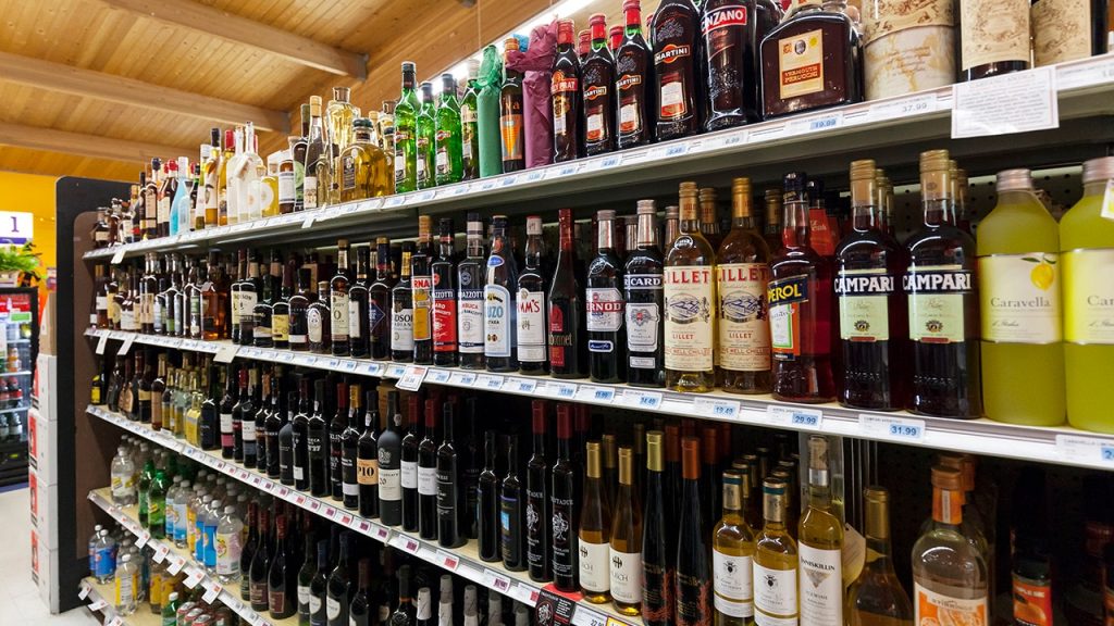 wines-spirits-store-iStock.jpg