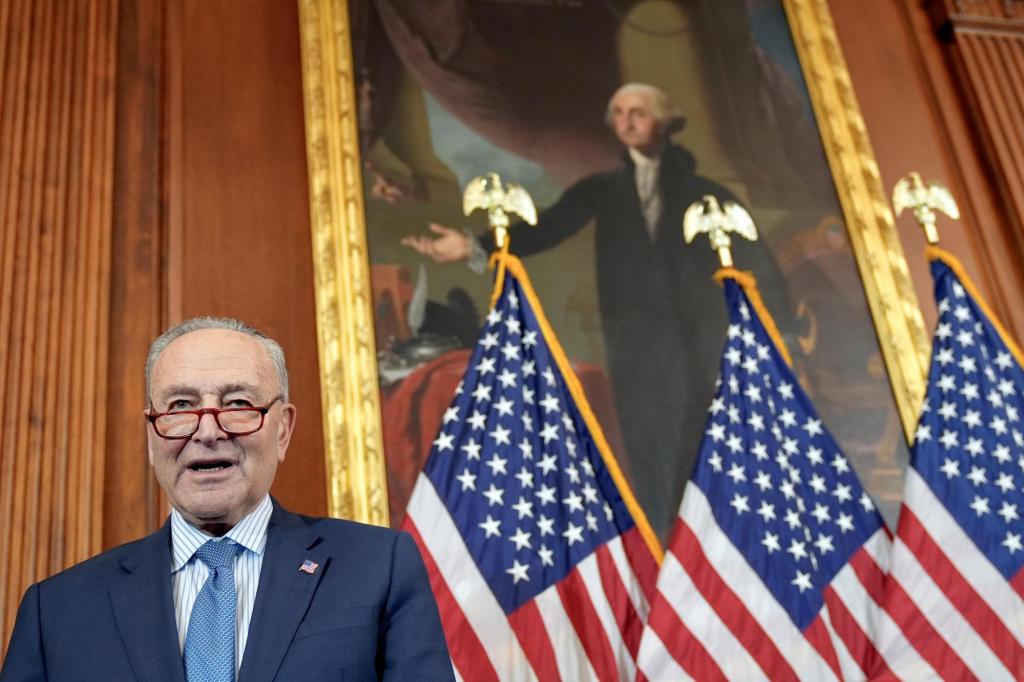 Capitol_Hanukkah_40283.jpg