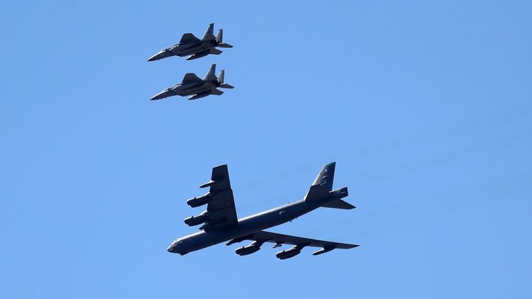 b-52-and-f-15.jpg