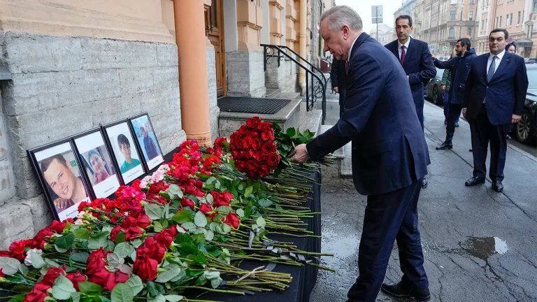 memorial-azerbaijan-plane-crash-victims.jpg